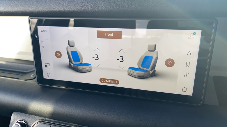 Land Rover Defender 3.0 D250 X-Dynamic SE 90 3dr Auto Diesel Estate